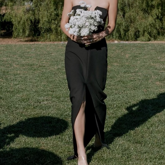 BCBG BLACK STRAPLESS GOWN - Picture 9 of 9